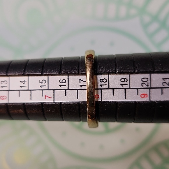 Avon Gold-tone Red Pink Rhinestone Pave Heart Ring - Picture 4 of 4